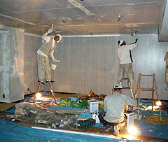 天井補修および天井・壁面塗装